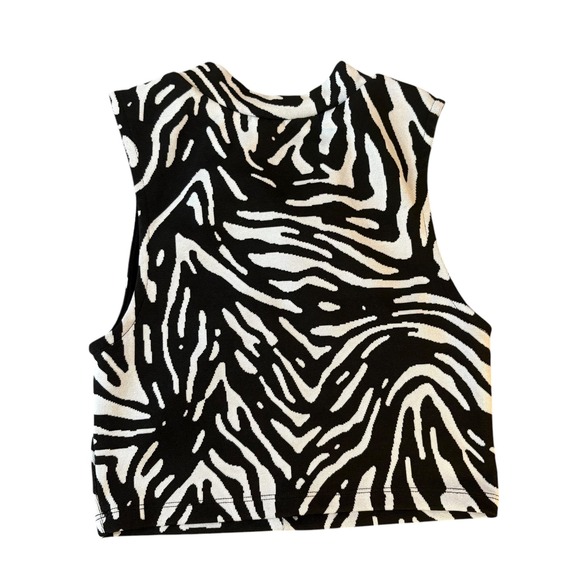 Zara zebra sleeveless crop top. Size Small. EUC. Adorable! - Picture 3 of 6